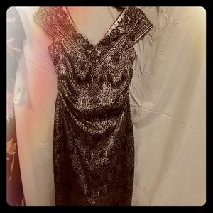 Maggie London midi dress